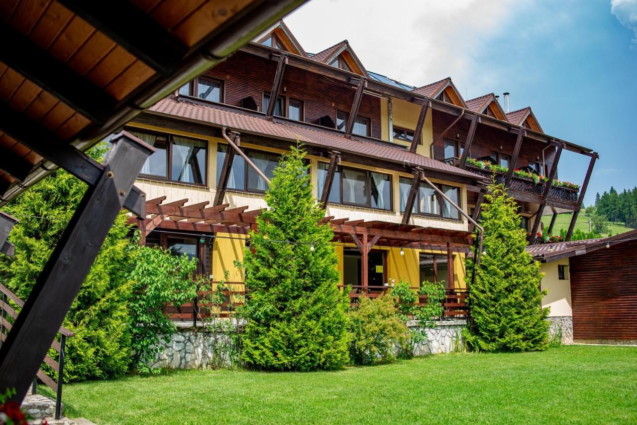 Pensiunea La Bella Vista Poiana Negrii Exterior foto