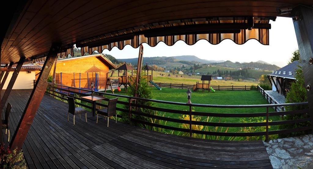 Pensiunea La Bella Vista Poiana Negrii Exterior foto